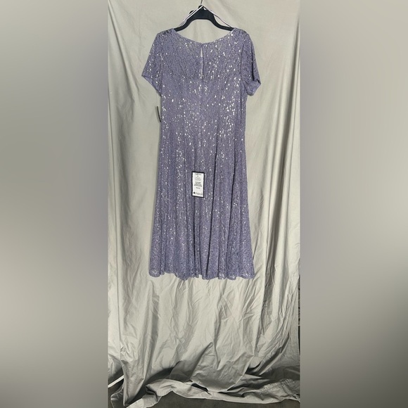 SLNY Lavender Sequin Midi Dress - Picture 6 of 10